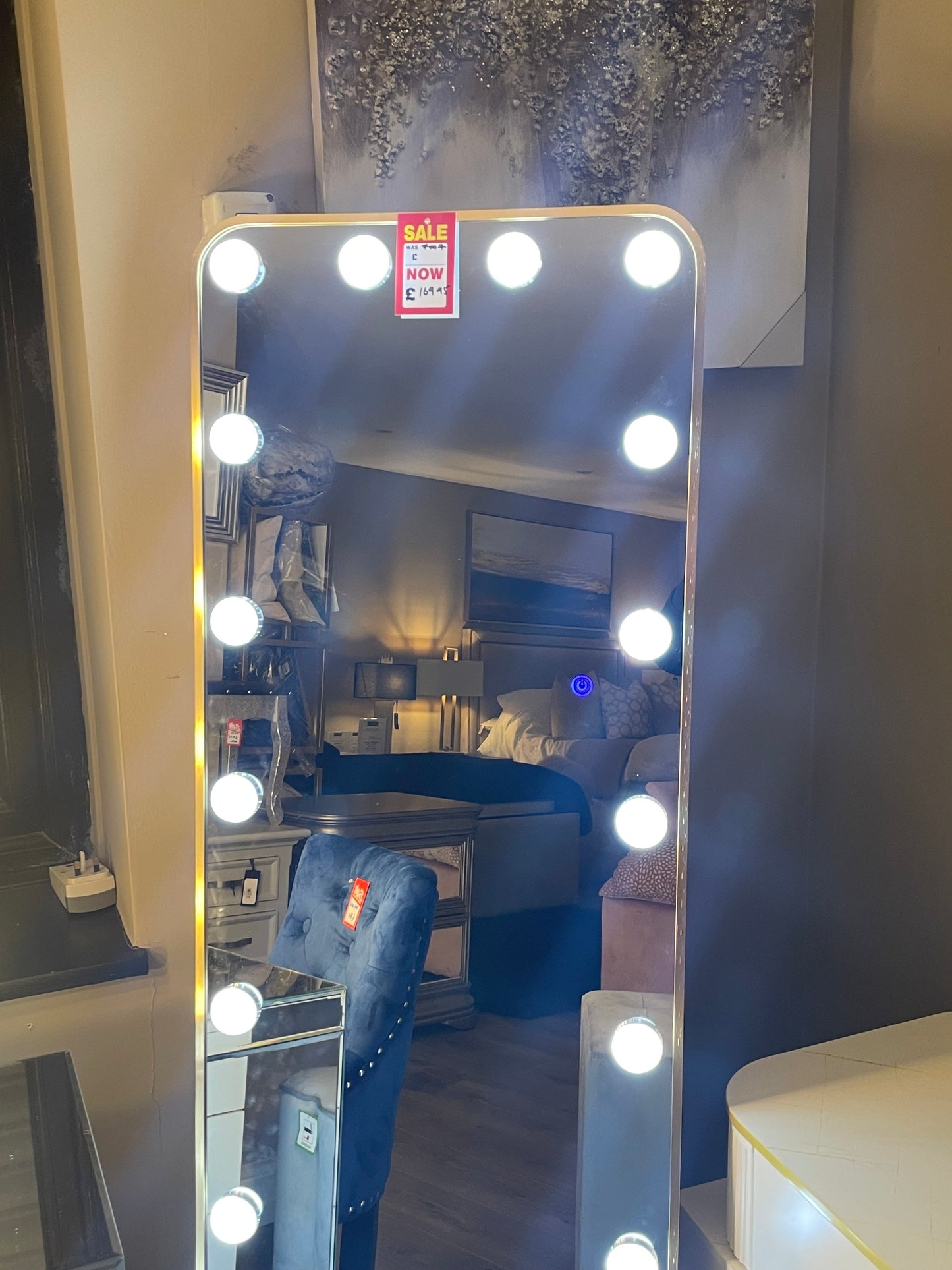 Renaissance mirror with LED lighting 170 x 70 cm gold available instore
