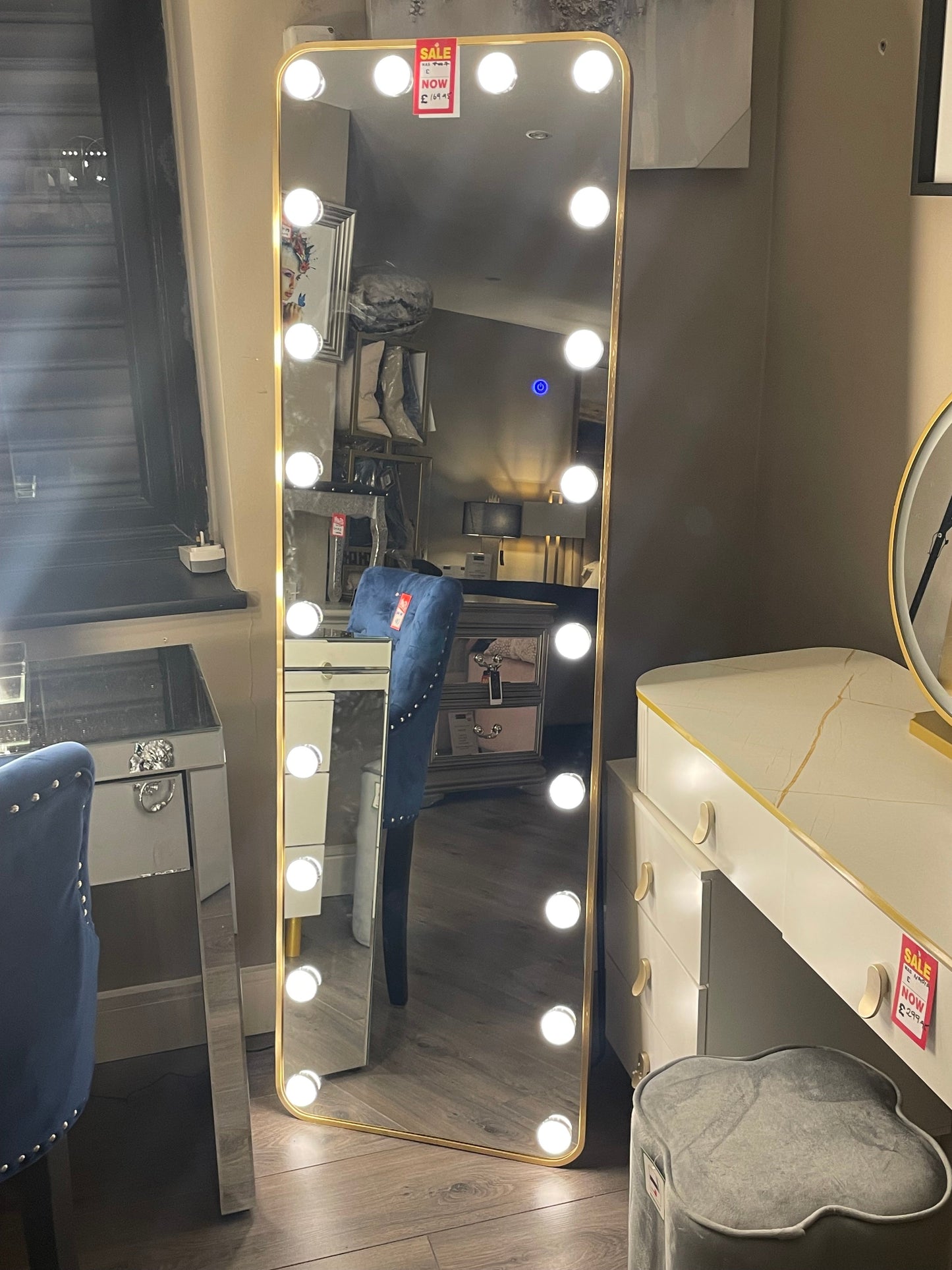 Renaissance mirror with LED lighting 170 x 70 cm gold  available instore