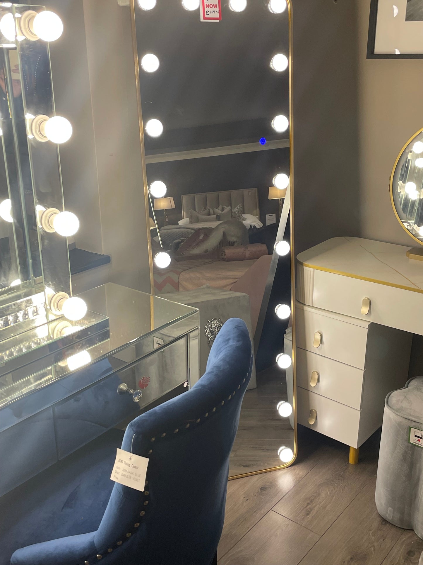 Renaissance mirror with LED lighting 170 x 70 cm gold  available instore